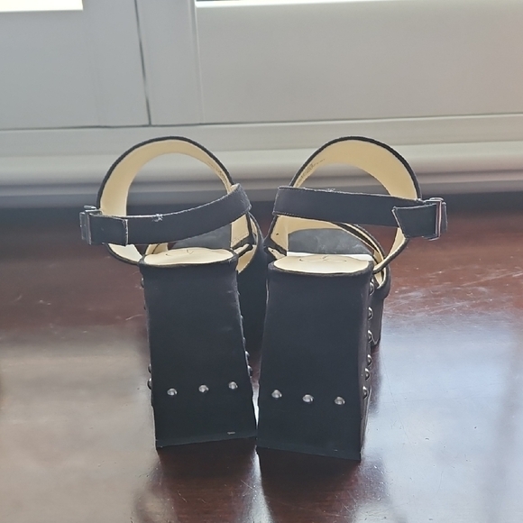 Jessica Simpson Black Chunky Heel Sandals - Picture 4 of 7
